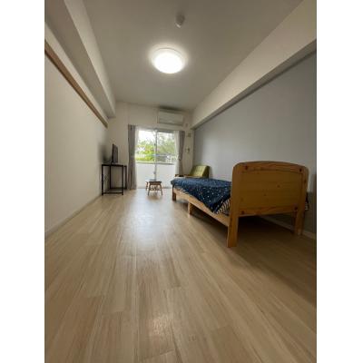 【リバーライトⅡ202】築浅人気物件・駐車場１台無料・Wi-Fi無料・石川インター近く・買い物便利の物件画像