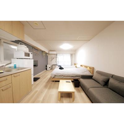 【東本願寺前5分】ウッドデッキ・無料Wi-Fi完備丨マンションカトレア205(禁煙)(1)の物件画像