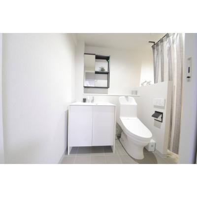 【東本願寺前5分】ウッドデッキ・無料Wi-Fi完備丨マンションカトレア205(禁煙)(1)の物件画像