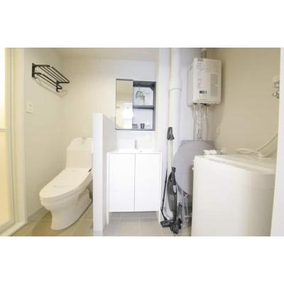 【東本願寺前5分】ウッドデッキ付◎無料ネット完備丨マンションカトレア702(禁煙)(1)の物件画像