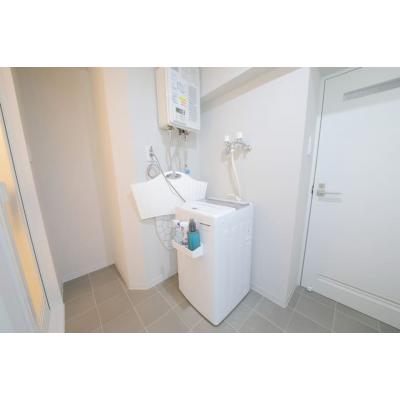 【東本願寺前5分】ウッドデッキ付/短期滞在◎丨マンションカトレア301(禁煙)(1)の物件画像