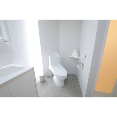 【東本願寺前5分】ウッドデッキ付/短期滞在◎丨マンションカトレア301(禁煙)(1)の物件画像