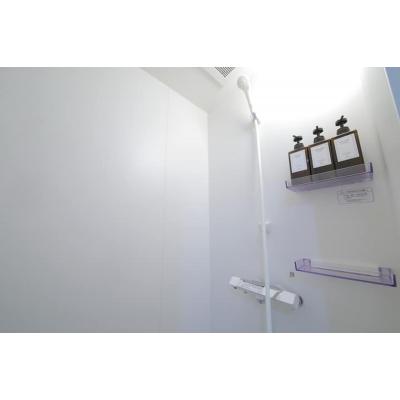 【東本願寺前5分】ウッドデッキ付/短期滞在◎丨マンションカトレア301(禁煙)(1)の物件画像