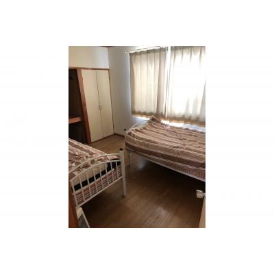 【南郷13丁目6分】ネット無料・買物便利！最大8名利用可丨ラ・モンターニュ202(禁煙)(2)の物件画像