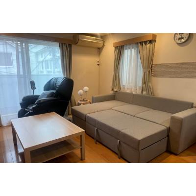 【東新宿5分】戸建2LDKで長期滞在◎丨Beyond Comfort新宿大久保戸建て（禁煙）(1)の物件画像