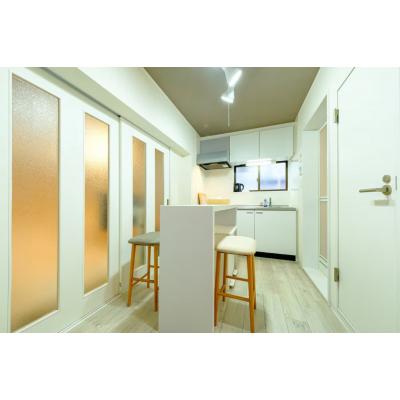 【神楽坂5分】無料Wi-Fi・バス/トイレ別で快適丨クレアーレ神楽坂ゲストハウス105（禁煙）(2)の物件画像