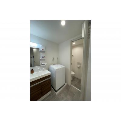 【代々木上原10分】静かな街のデザイナーズ空間・快適ネット無料丨Dash Living Yoyogi UeharaStudio（1DK）(1)の物件画像