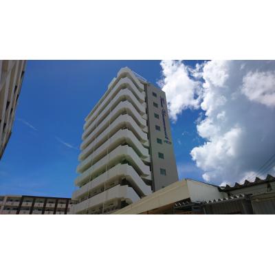 【トーマス宇茂佐の森Ⅱ202】名護市中心部・家具家電付マンスリーマンション・駐車場1台無料・無料Wi-Fiの物件画像