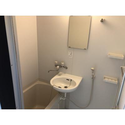 【トーマス宇茂佐の森606】名護市中心部マンスリーマンション！駐車場1台無料・Wi-Fi無料・家具家電付の物件画像