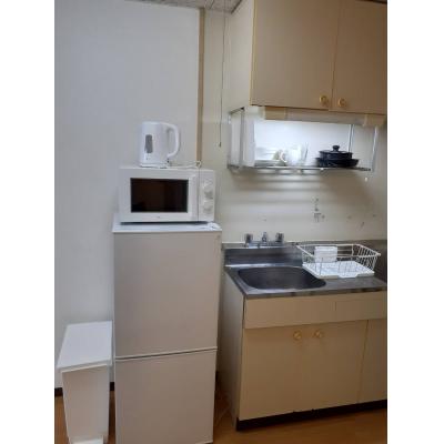 【トーマスマンションシャトレ中央105】パークアベニュー近くで生活便利な場所です♪　駐車場１台付き！　★エアコン付きの物件画像