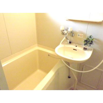 ウォシュレット対応！RAKUDA日向細島B2の物件画像