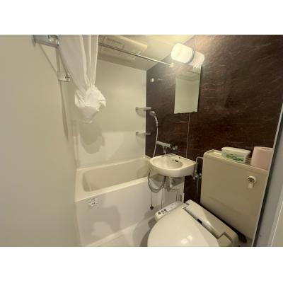 美栄橋駅から徒歩９分/泊ふ頭旅客ターミナルや国際通り徒歩圏内/那覇空港から車で１０分/３名様宿泊可能の物件画像