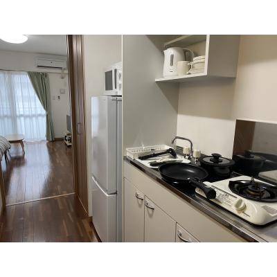 【トーマス大里501】沖縄市家具家電マンスリー、最上階のお部屋、無料敷地外駐車場1台、無料Wi-Fi、沖縄県総合運動公園やうるま市、沖縄IT津梁パークまでアクセス抜群！の物件画像