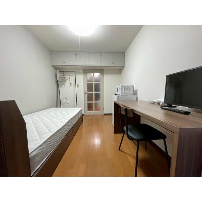 人気の中野駅徒歩8分♪コンビニ至近！中野ブロードウェイや商店街至近の好立地★オートロック付き鉄筋コンクリート造マンション◇ＭＨ中野Ｃの物件画像