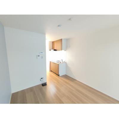 【✨🏰新築物件🏰✨】鳳駅5分🚉ショッピングモールやコンビニもすぐ近くの便利物件♪家具家電付き🎏の物件画像