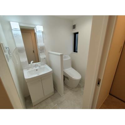 【✨🏰新築物件🏰✨】鳳駅5分🚉ショッピングモールやコンビニもすぐ近くの便利物件♪家具家電付き🎏の物件画像