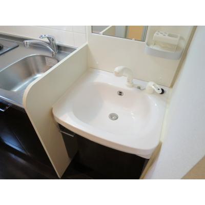 OneLife金山インテルノ【★独立洗面台・2口コンロ・浴室乾燥機付き】の物件画像