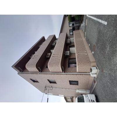 🚙駐車場＆Wifi無料！🏪コンビニ徒歩1分！家具家電付！TM74の物件画像