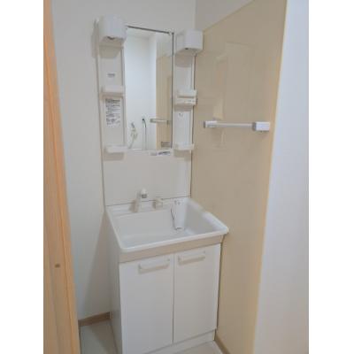 【駅アクセス良好・清水IC近🚗】Wi-Fi📶＆家具家電🛋️🅿️完備で快適ステイ U010の物件画像