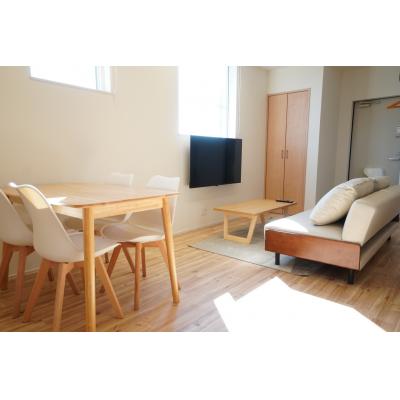 ソレ・ヴィータ武雄温泉駅前A【武雄温泉駅まで徒歩6分のハイグレード物件！1坪のお風呂や広々ダブルベッドで快適♪】の物件画像