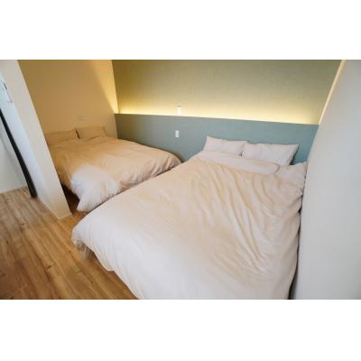 ソレ・ヴィータ武雄温泉駅前A【武雄温泉駅まで徒歩6分のハイグレード物件！1坪のお風呂や広々ダブルベッドで快適♪】の物件画像