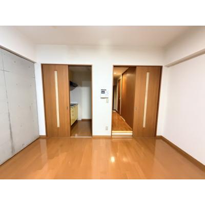 トラスト尼崎6【JR尼崎駅徒歩圏内♪キューズモールモスグ！】の物件画像