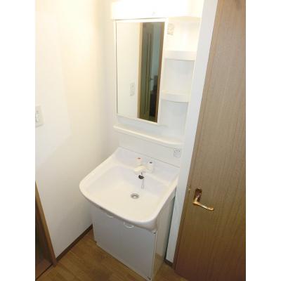 OneLife紙屋町キャッスル【★バス・トイレ別、独立洗面台】の物件画像