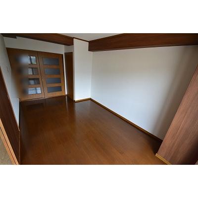 メゾン・ド・ラフォーレ　（2LDK）の物件画像