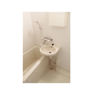 OneLife新横濱イール【★バス・トイレ別、浴室乾燥機付】の物件画像