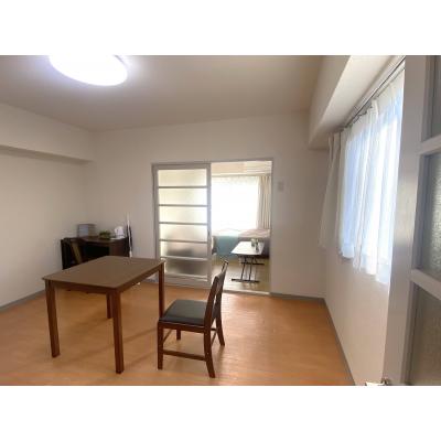 🟨新規オープンにつき賃料半額🟨🚃下関駅から徒歩4分🚶‍♂️ ✨広々１DK✨　🛜インターネット無料　🅿️駐車場確約　生活利便性✨✨の物件画像