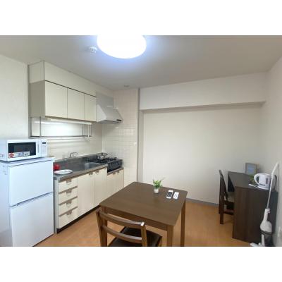 🟨新規オープンにつき賃料半額🟨🚃下関駅から徒歩4分🚶‍♂️ ✨広々１DK✨　🛜インターネット無料　🅿️駐車場確約　生活利便性✨✨の物件画像