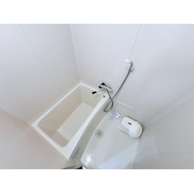 ＳマンスリーJR松山駅南【ネット無料・コンビニ、スーパー徒歩圏内・宅配BOX有・JR松山駅徒歩6分】の物件画像