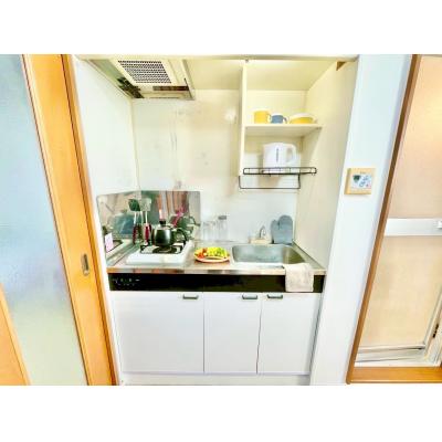 【名古屋市熱田区/日比野駅徒歩約8分/角部屋/バストイレ別・独立洗面台/洋室9.4帖】アベニュー野立 ファミマンの物件画像