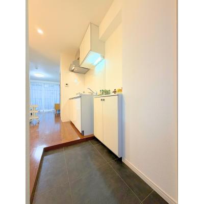 グランマンスリー水戸宮町ⅢR303【水戸駅北口徒歩約8分！ネット無料！RC造マンション！敷地内駐車場あり（台数限定、別料金）バストイレ別！★（注）線路沿いの物件なので多少電車の通行音はします。】の物件画像