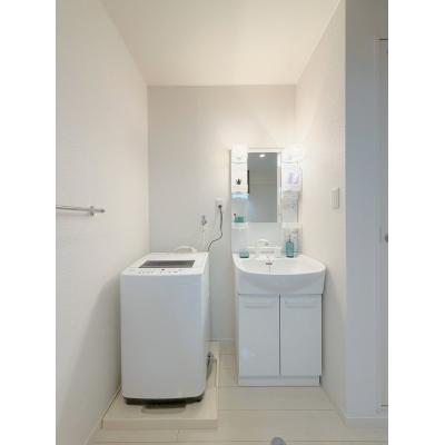 グランマンスリー水戸宮町R307【水戸駅北口徒歩約8分！ネット無料！RC造マンション！敷地内駐車場あり（台数限定、別料金）バストイレ別！★（注）線路沿いの物件なので多少電車の通行音はします。】の物件画像