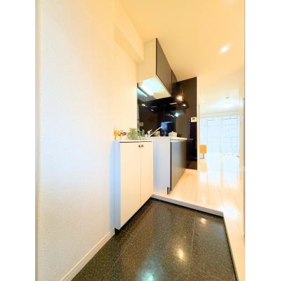 グランマンスリー水戸宮町R307【水戸駅北口徒歩約8分！ネット無料！RC造マンション！敷地内駐車場あり（台数限定、別料金）バストイレ別！★（注）線路沿いの物件なので多少電車の通行音はします。】の物件画像