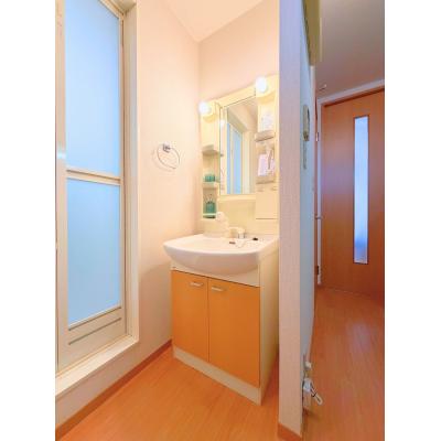 グランマンスリー土浦下高津R201【イオンモール土浦徒歩９分♪】【ＪＲ常磐線土浦駅へのアクセス良好】【居室広々】【Wi-Fi無料☆】の物件画像