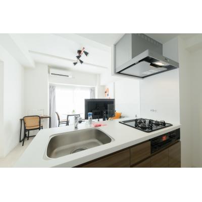 西11丁目から徒歩5分/白を基調にしたナチュラルで落ち着きのある空間/広々1LDK/家具・家電完備/ S-RESIDENCE 大通公園 admirio 703の物件画像