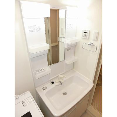 OneLifeh広島駅東カニヤ＜TYPE2＞【★バストイレ別、浴室乾燥機付き《広めの1LDK！》】の物件画像