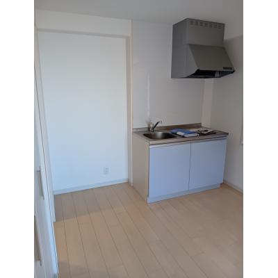 🌈新規オープン賃料半額　JR山陽本線『姫路』徒歩9分🚃オートロック🔒Wifi無料👍スマートTV📺【M045】の物件画像