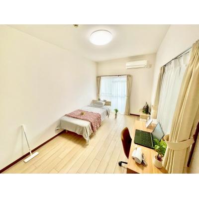 【名古屋市南区/呼続駅徒歩約6分/無料Wi-Fi/角部屋/バストイレ別/洋室8帖】スクエア瑞穂南 ファミマンの物件画像