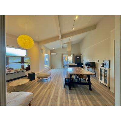 コタツ🍊21畳LDK🍳富士山眺望🗻家具家電📺WiFi📶駐車場🚙ReFa🚿シェアスペース👫の物件画像