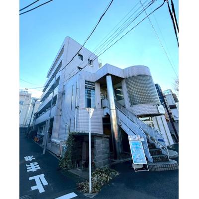 【J’sマンスリーつつじヶ丘 302】厚さ25㎝超高密度ポケットコイルマットレス使用！駅徒歩4分、新宿駅まで乗換無し！アクセス良好☆【インターネット無料】の物件画像