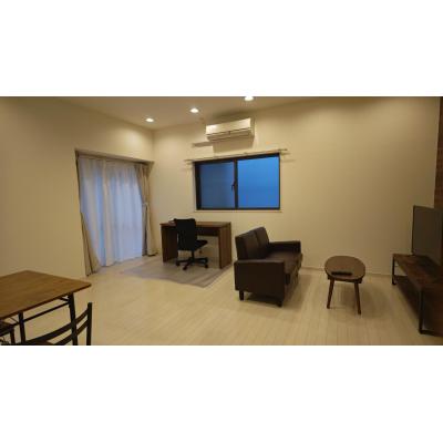 東都マンスリーカーサトレスC【６名入居可！WiFi無料！】1LDKの物件画像