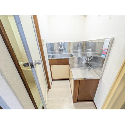 東都マンスリーサニーハイツA【WiFi無料！柴崎駅徒歩8分！】の物件画像