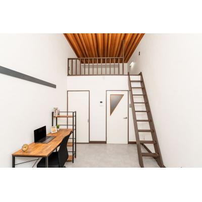 甲府市上石田エリア！家具家電駐車場無料！即日入居！ロフト付きの物件画像