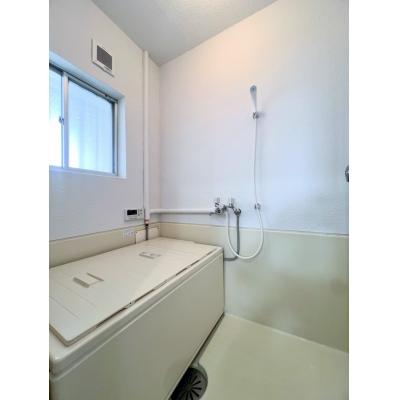 【令和８年２月OPEN！セブンイレブンまで徒歩２分・西部工業団地近く・最大４名可】メゾン八代205【駐車場 無料　家具・家電付】の物件画像