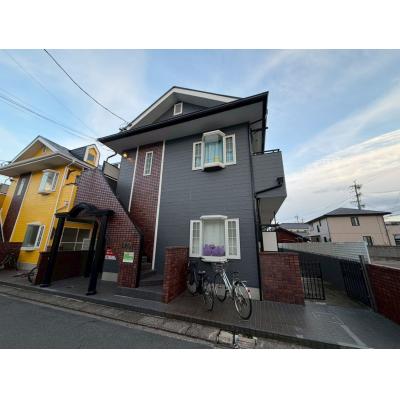 【三重県四日市市/近鉄四日市駅徒歩約9分/駐車場/無料Wi-Fi】ルーチェ九の城 ファミマンの物件画像