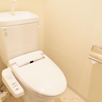 🍀賃料60％割引実施中📢　5月の入居もお申込み受付開始🎏　【バス・トイレ別♪ウォシュレット付き♪】　　アスヴェル梅田北［No.1242070］の物件画像