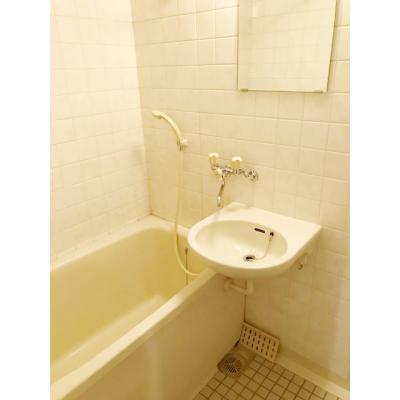 OneLife仙台花京院【★バストイレ別、約15帖の広々空間！】の物件画像